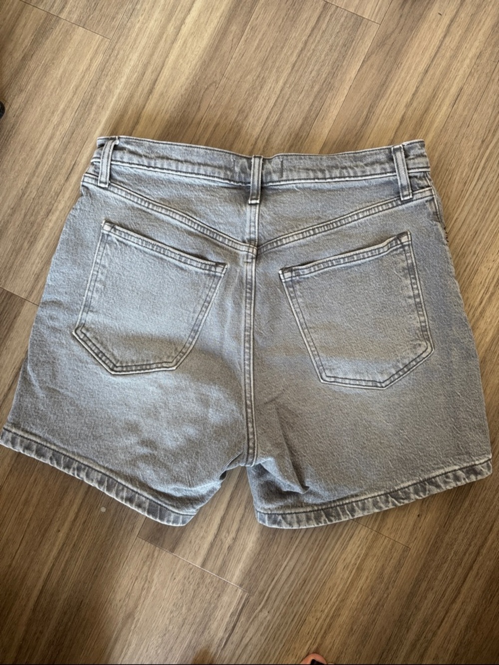 Abercrombie curve love shorts - Picture 3 of 3